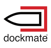 Logo de Dockmate avec une flèche stylisée dans un cadre rouge.